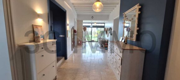 Villa de 5 dormitorios en Loudun, France No. 197335 2