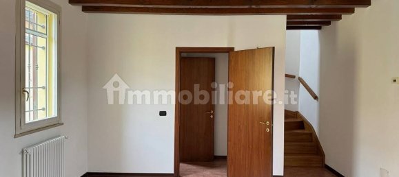 2 bedrooms Apartment in Modena, Italy No. 160099 3