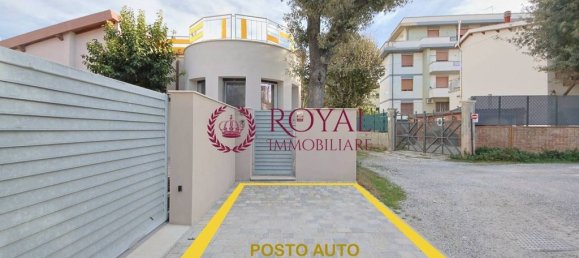 4 bedrooms Villa in Livorno, Italy No. 76374 43