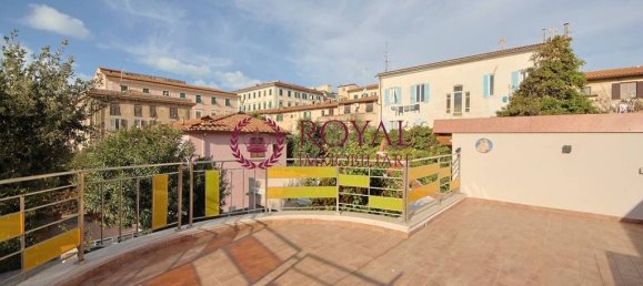 4 bedrooms Villa in Livorno, Italy No. 76374 36