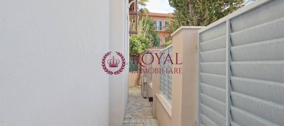 4 bedrooms Villa in Livorno, Italy No. 76374 42
