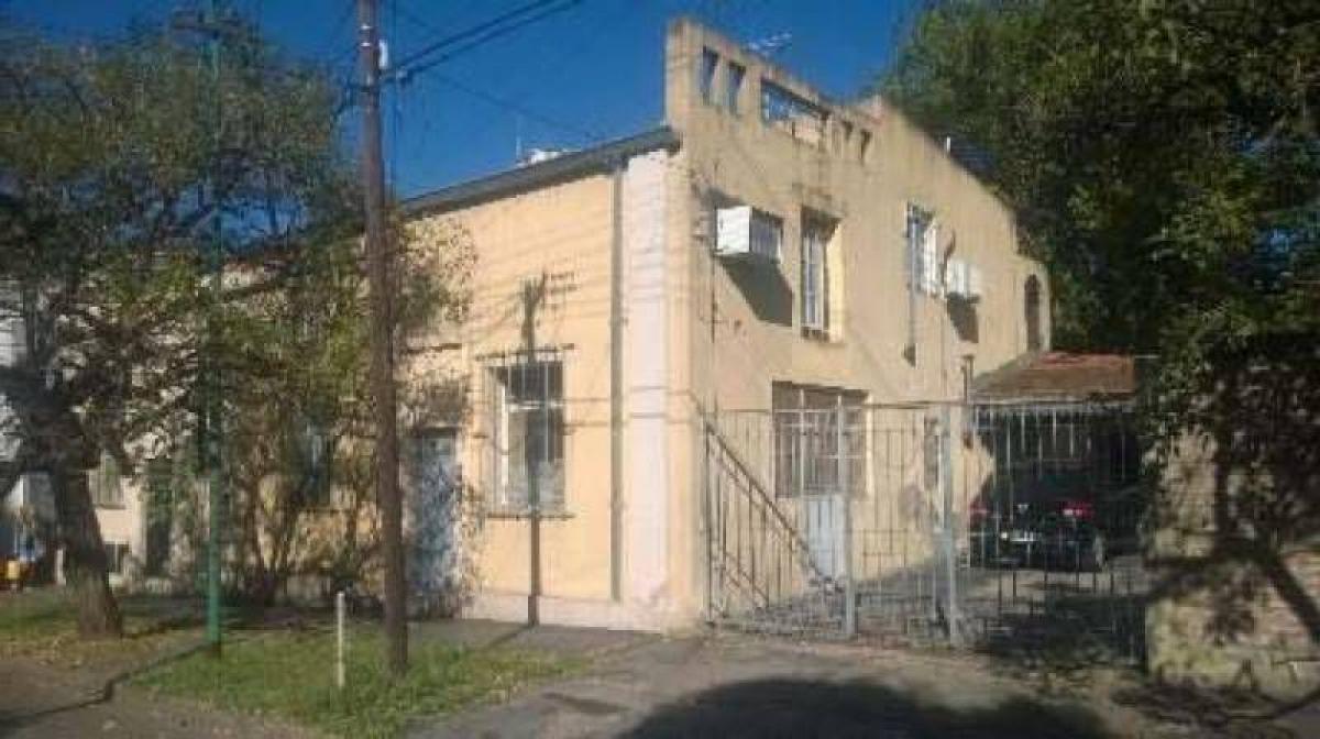 2 bedrooms House in Vicente Lopez, Argentina No. 8538