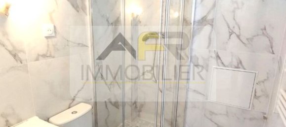 2 bedrooms Apartment in Houilles, France No. 184448 3