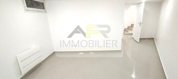 2 bedrooms Apartment in Houilles, France No. 184448 11