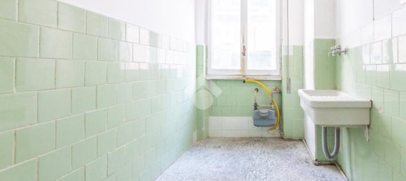 1 bedroom Apartment in Rome, Italy No. 8719 9