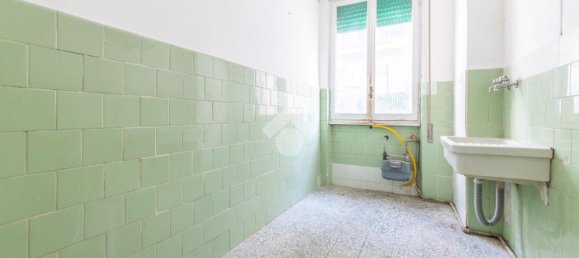 1 bedroom Apartment in Rome, Italy No. 8719 8