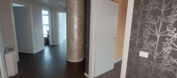 Oficina en Avezzano, Italy 177 m² No. 371537 7
