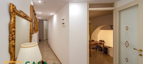 Дом с 6 спальнями в Каприати а Вольтурно, Италия № 325647 6