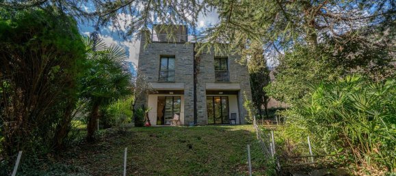 9 bedrooms Villa in Ponte in Valtellina, Italy No. 359569 2