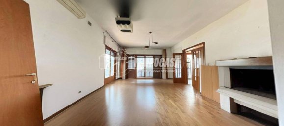 2 Schlafzimmer Haus in Montegrotto Terme, Italy, Nr. 261937 3