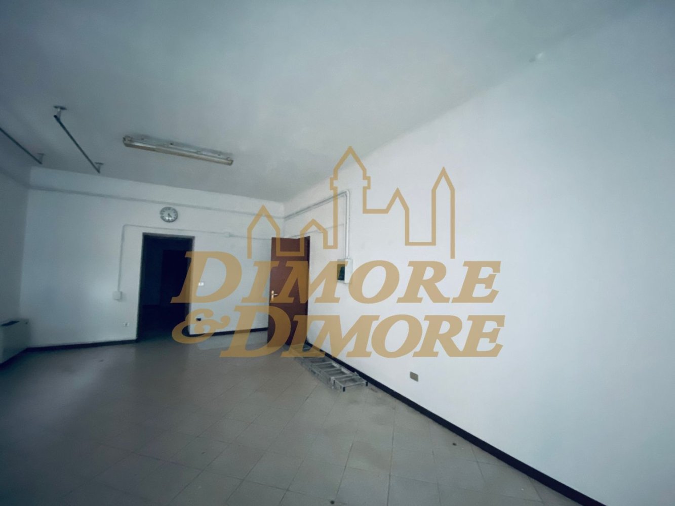 2-salle Propriété commerciale à Omegna, Italy No. 135906