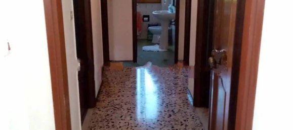3 rooms Apartment in Carro, Italy No. 84256 13
