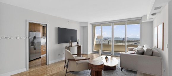 1 Schlafzimmer Gewerbliche Immobilien in Miami, USA, Nr. 615217 10