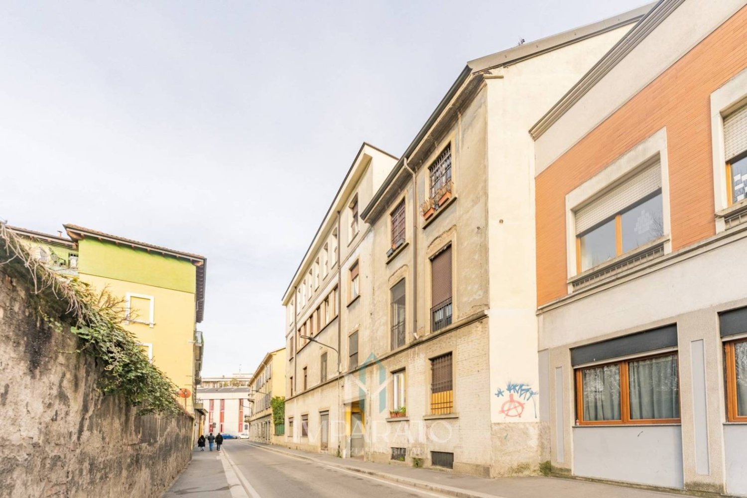 Квартира с 1 спальней в Милан, Италия № 247639