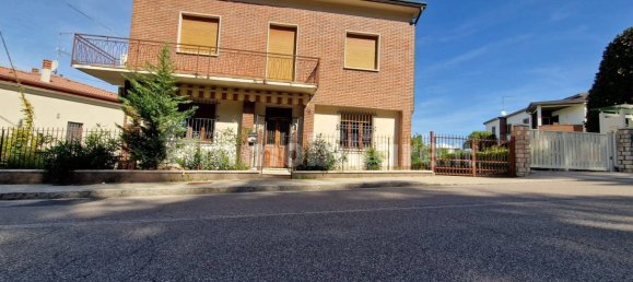 3 bedrooms Villa in Caldiero, Italy No. 370380 6