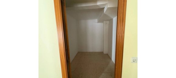 171m² Office in Huesca, Spain No. 140424 10