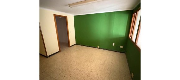 171m² Office in Huesca, Spain No. 140424 13