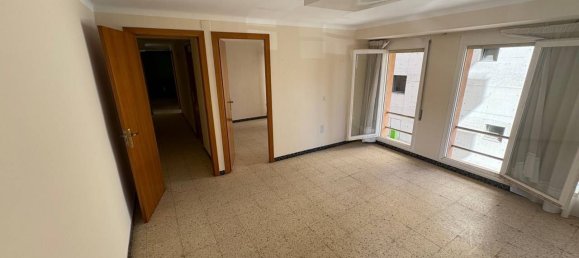 171m² Office in Huesca, Spain No. 140424 3