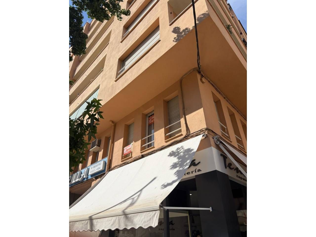 171m² Office in Huesca, Spain No. 140424