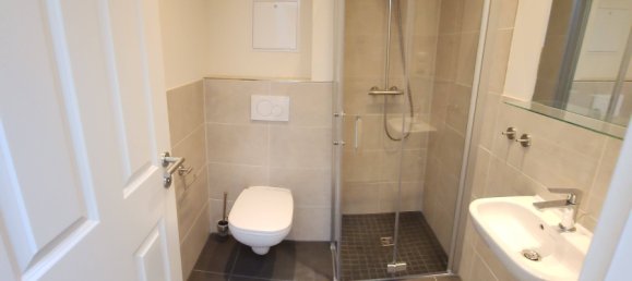 Квартира с 4 комнатами в Тюрингия, Германия № 198192 20