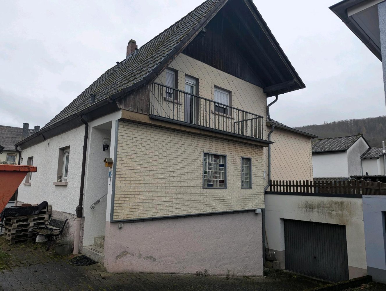 Таунхаус с 2 спальнями в Бад-Кройцнах, Германия № 289568