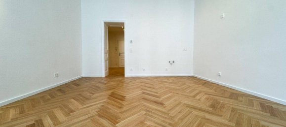 2 rooms Apartment in Wahring, Austria No. 247275 3