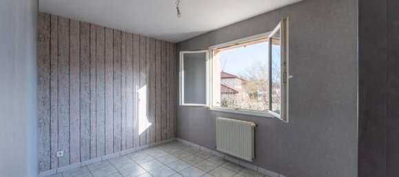 4 bedrooms House in Rhone, France No. 289670 4