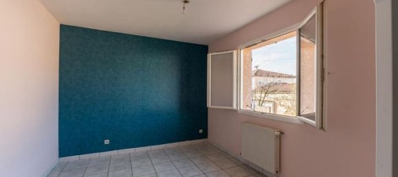 4 bedrooms House in Rhone, France No. 289670 5