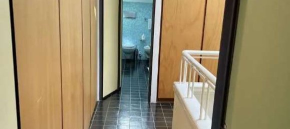 10 rooms Duplex in Turin, Italy No. 50980 18