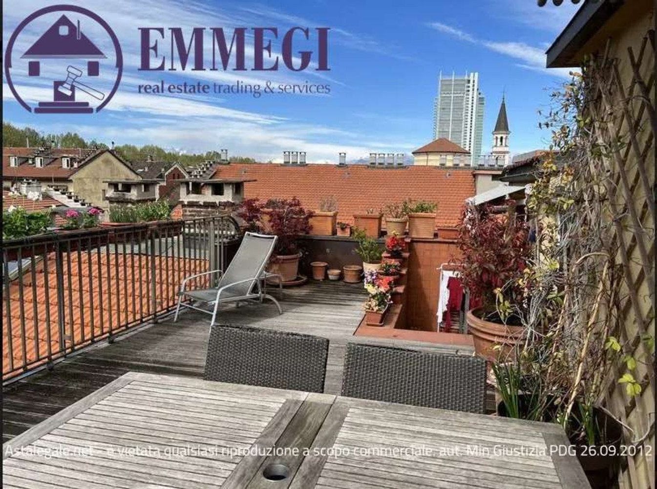 10 rooms Duplex in Turin, Italy No. 50980