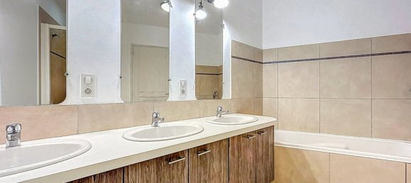 5 bedrooms House in Vals-les-Bains, France No. 204758 10