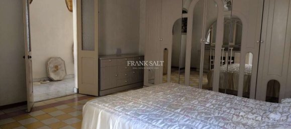 3 bedrooms Maisonette in Fgura, Malta No. 1972 5