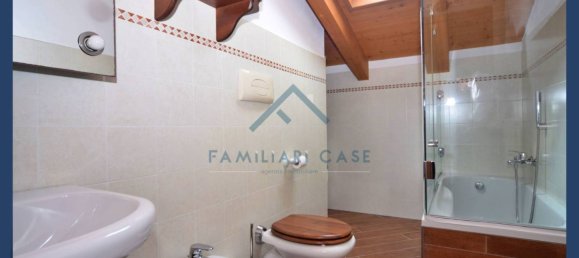 1 bedroom Apartment in Gazzada Schianno, Italy No. 294977 14