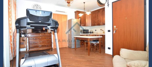 1 bedroom Apartment in Gazzada Schianno, Italy No. 294977 5