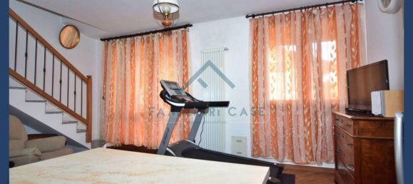 1 bedroom Apartment in Gazzada Schianno, Italy No. 294977 7