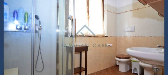 1 bedroom Apartment in Gazzada Schianno, Italy No. 294977 12