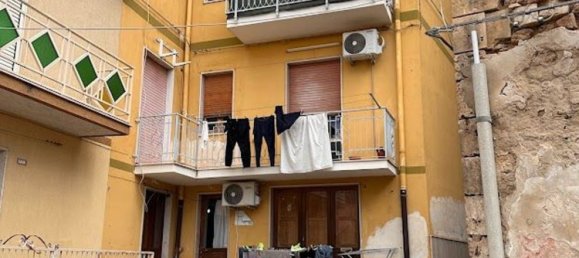 600m² Building in Noto, Italy No. 59783 4