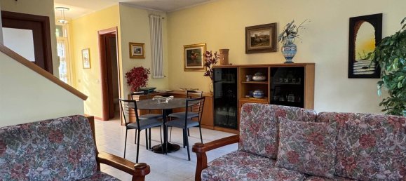 4 غرف نوم فيلا في Casatenovo, Italy رقم 365522 6