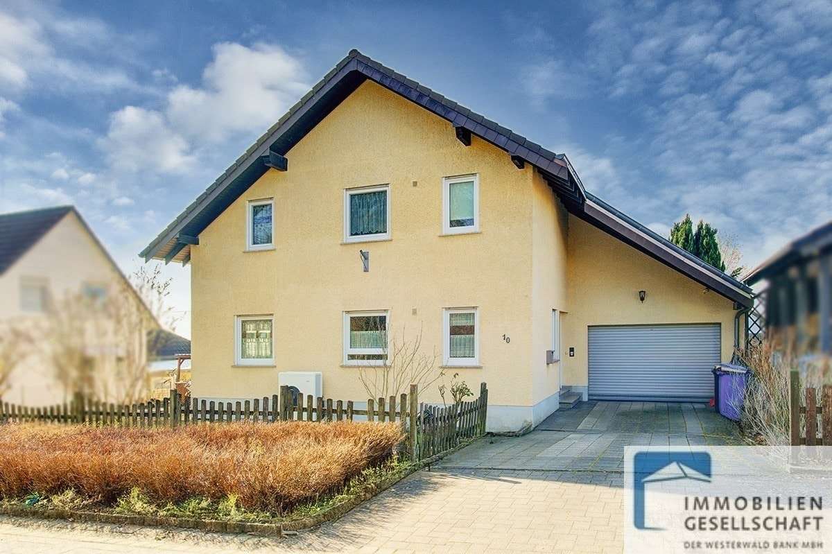 5 bedrooms House in Neuwied, Germany No. 161337