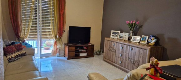 Apartamento de 3 habitaciónes en Sant'Agata li Battiati, Italy No. 219129 3