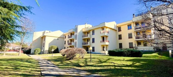 Apartamento de 4 habitaciónes en Besana in Brianza, Italy No. 34118 6