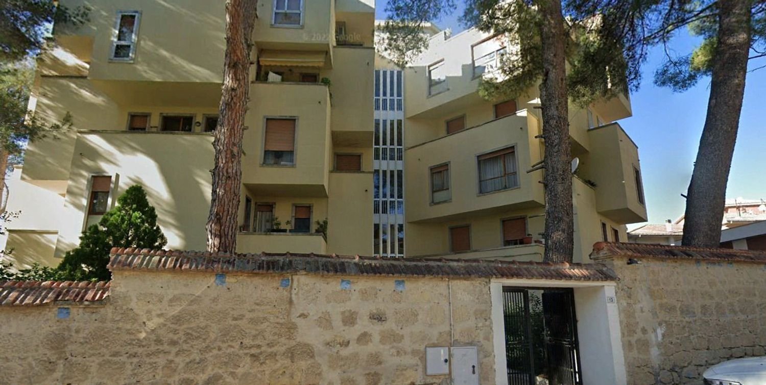 Квартира с 6 спальнями в Ларино, Италия № 178765