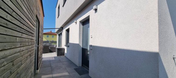 3 bedrooms House in Loosdorf, Austria No. 146392 3