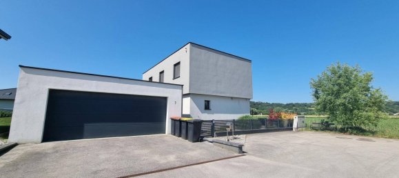 3 bedrooms House in Loosdorf, Austria No. 146392 2