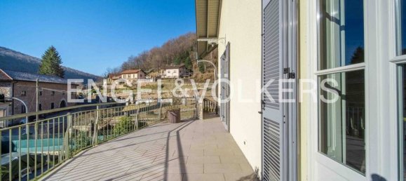 4 غرف نوم فيلا في Valganna, Italy رقم 103423 15