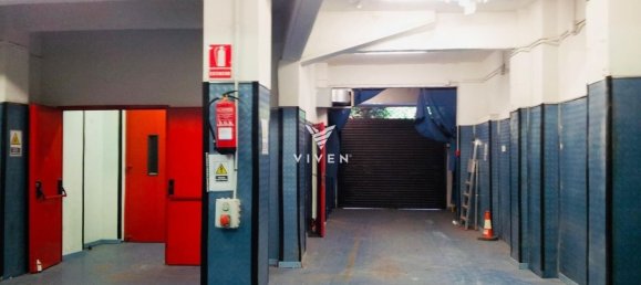 Gewerbliche Immobilie in Esplugues de Llobregat, Spain 591m², Nr. 118837 3