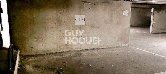 14m² Parking in Paris, France No. 165874 3