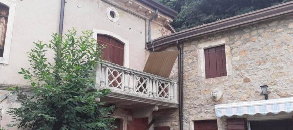 Casa de 3 dormitorios en Vo', Italy No. 269209 4