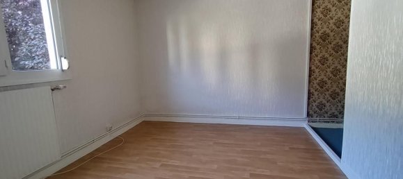 2 Schlafzimmer Wohnung in Pont-Sainte-Maxence, France, Nr. 281930 3