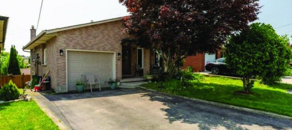 6 bedrooms House in Hamilton, Canada No. 298 3